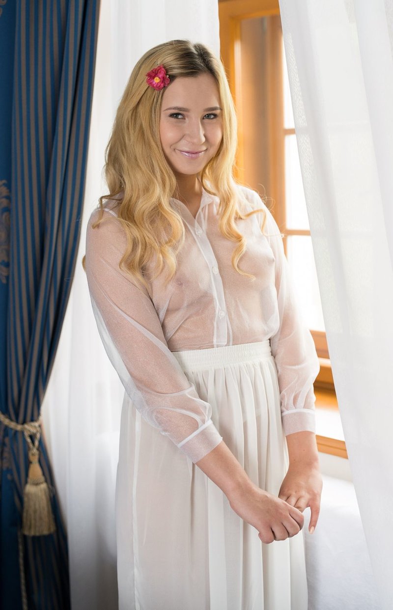 Оля, 70 лет, 1 размер груди